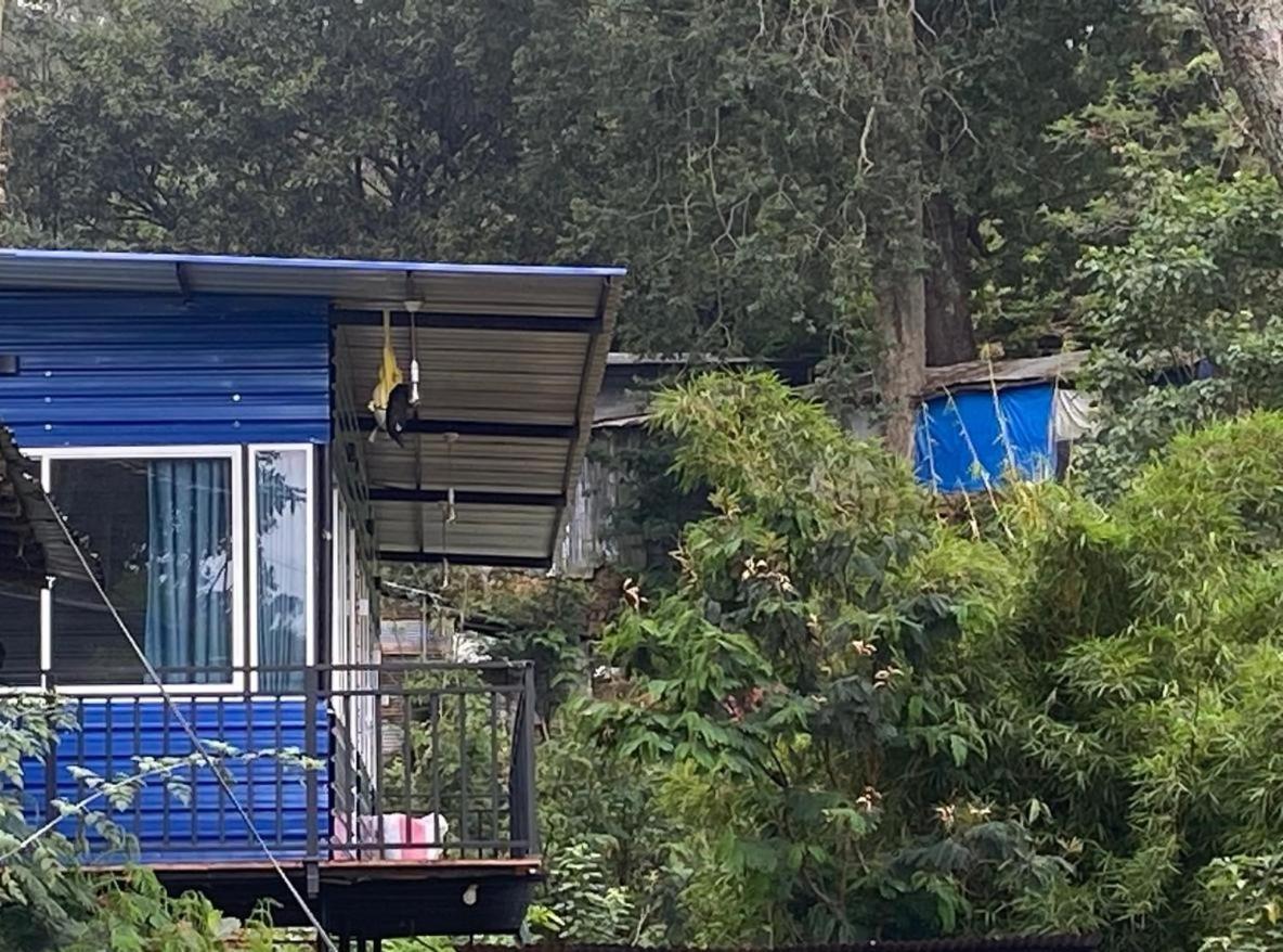 Shan Hotel Nallathanniya Exteriör bild