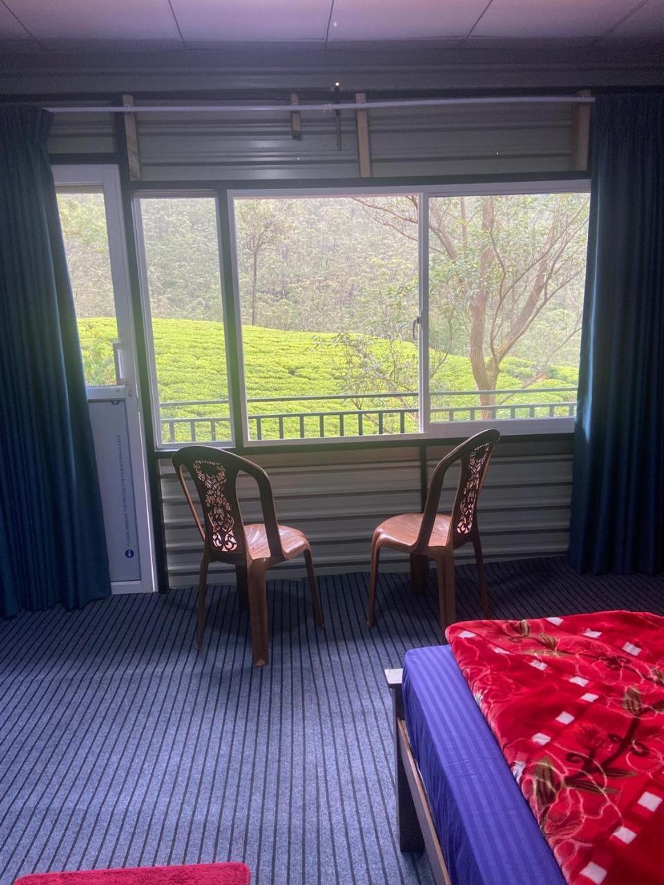 Shan Hotel Nallathanniya Exteriör bild