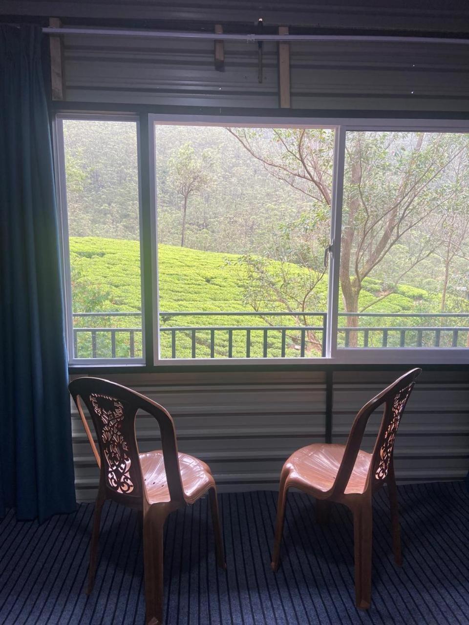 Shan Hotel Nallathanniya Exteriör bild